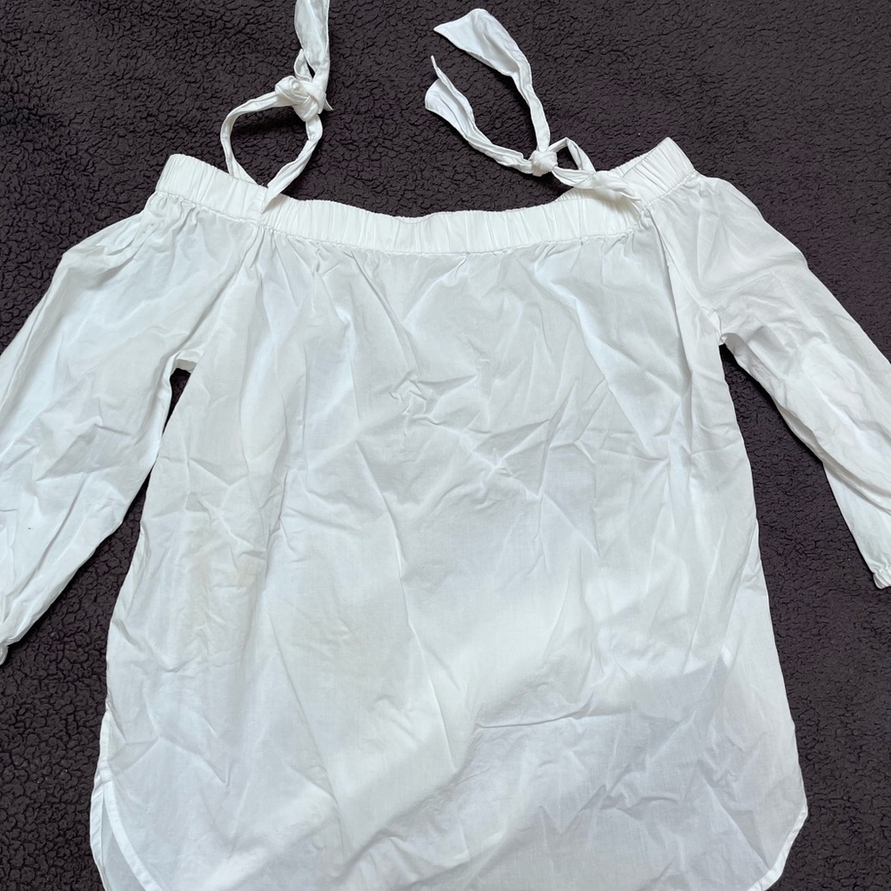 Gap White Off Shoulder Shirt with bow